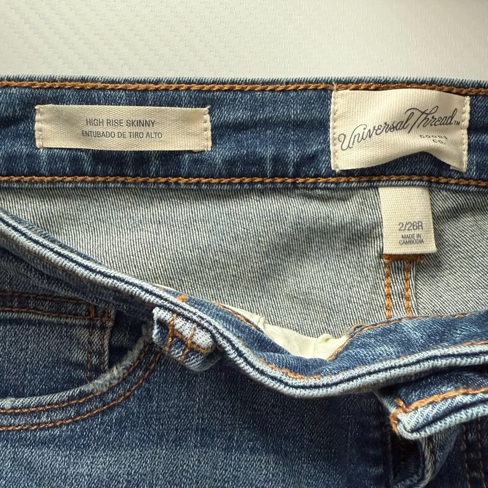 Universal Thread Blue Denim High Rise Jeans‎